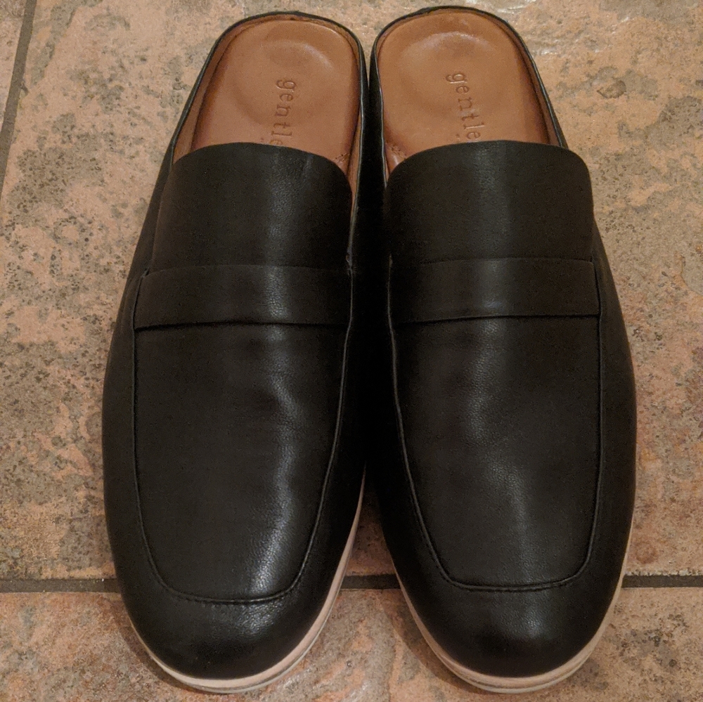 Kenneth Cole Gentle Sole black leather mules